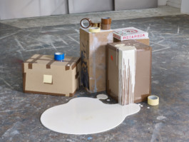 Studio Still Life, 2011-2017, oil on bronze, wood and canvas, several parts, mutable size, studio view Düsseldorf 2018 